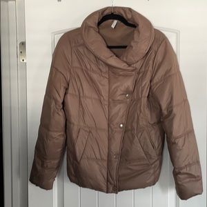 Old Navy asymmetric puff jacket M